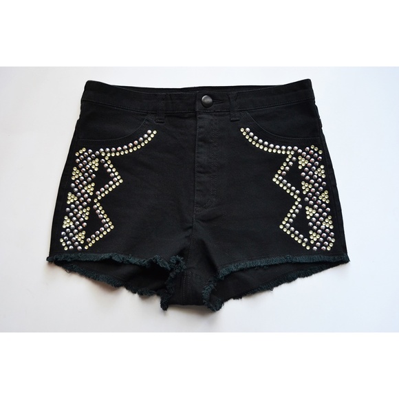 H&M Divided Pants - H&M Divided Size 6 Black Bead High Waisted Shorts